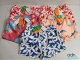 trois paires de maillots de bain pour homme à imprimé tropical