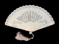 Deux éventails, France, vers 1880