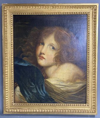 portrait d'une jeune fille en robe bleue, encadré d'un cadre doré