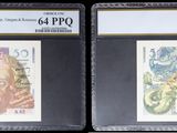 trois timbres de couleurs différentes sur un fond noir, avec l'image d'une femme