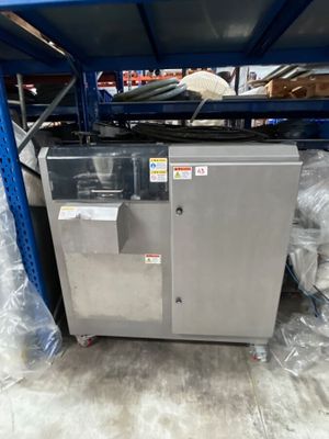1 machine pour bouchon vapeur SOONTRUE