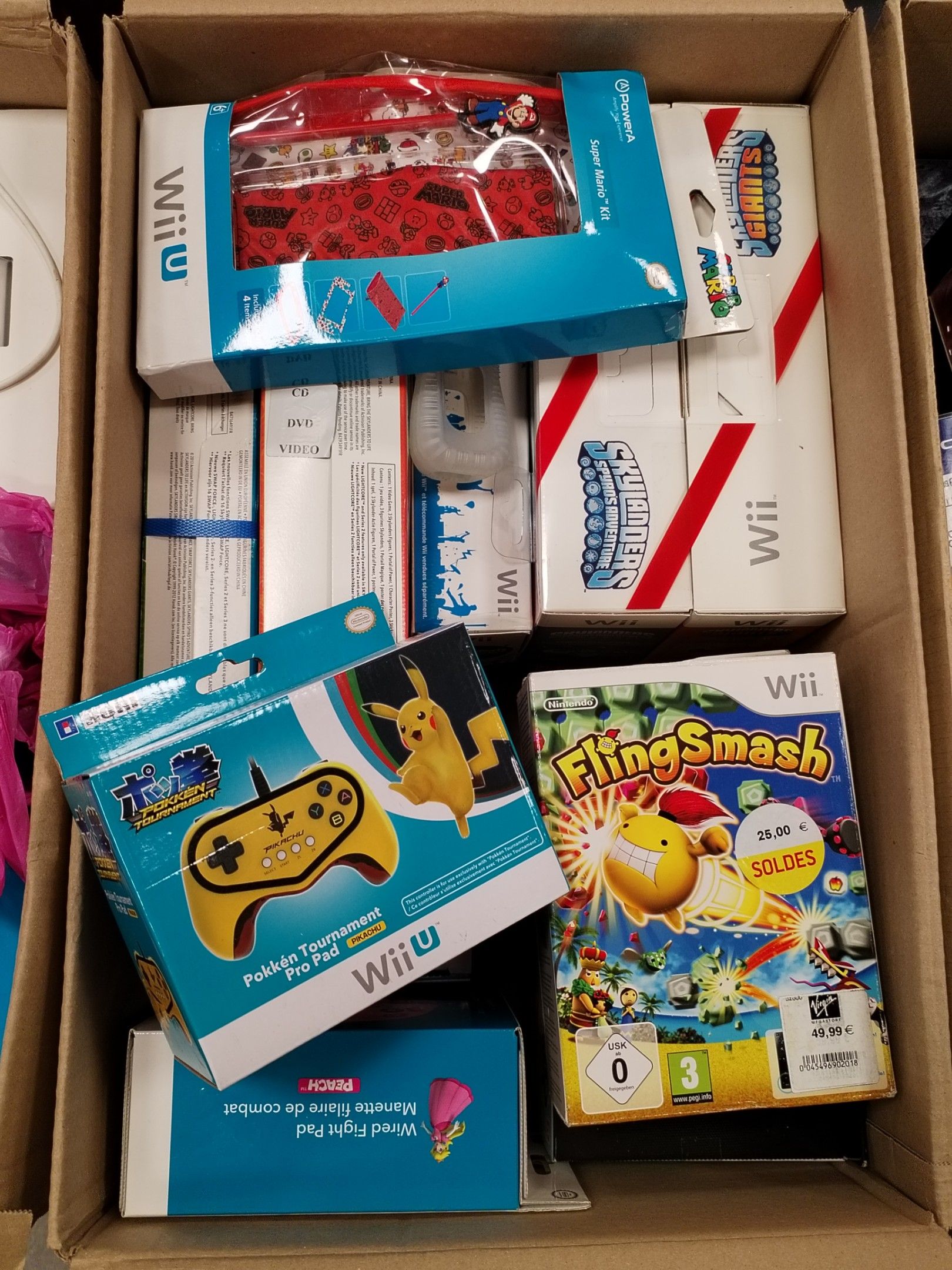 [WII]. Consoles et manettes diverses.