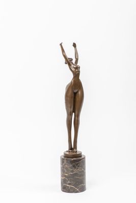 MILO (XXe). "Danseuse les bras levés ", sujet en bronze à pa… - Photo 1