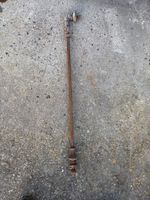 Lot de 21 barres de rampe d'escalier en fonte.