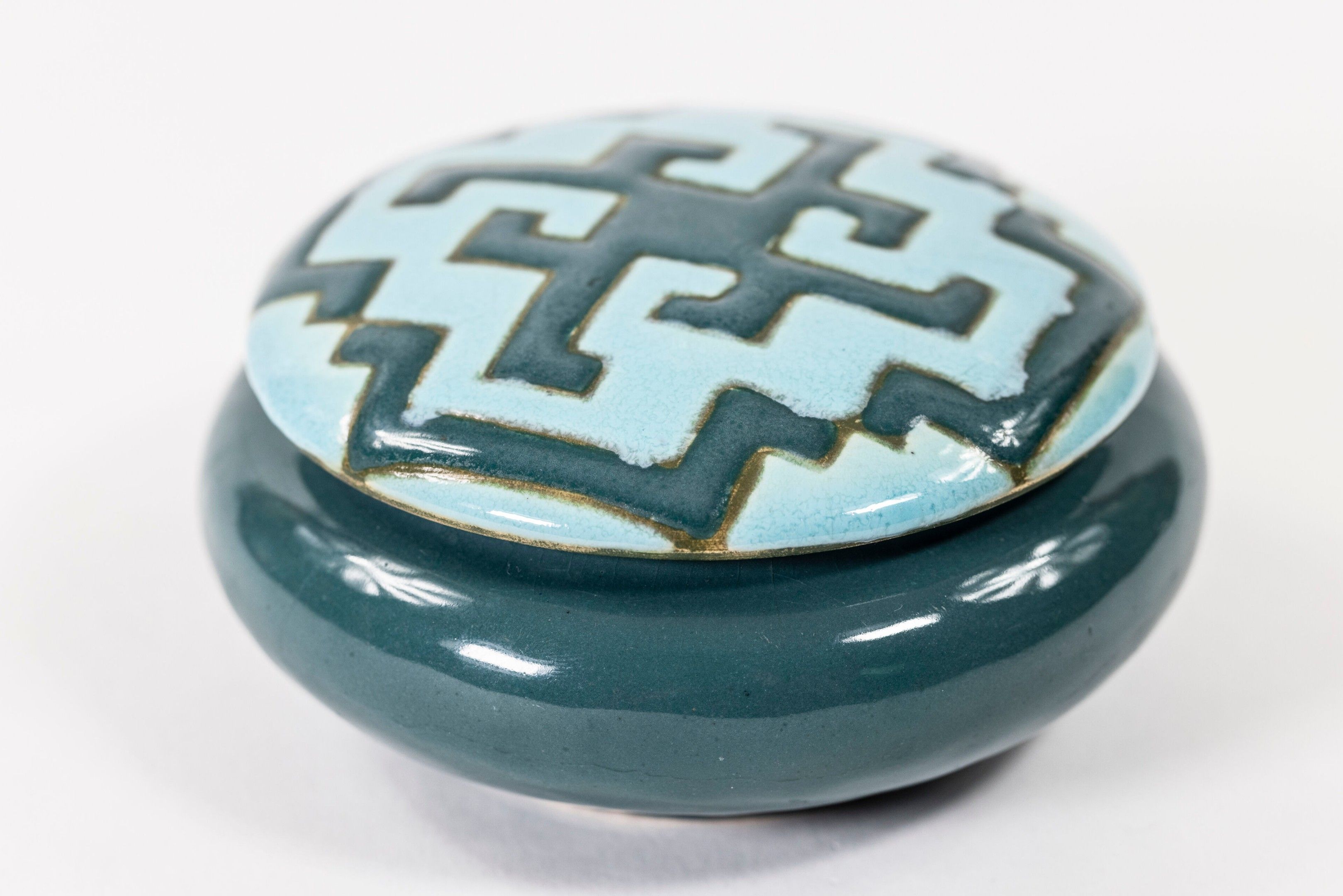 Objets d'art & Curiosités