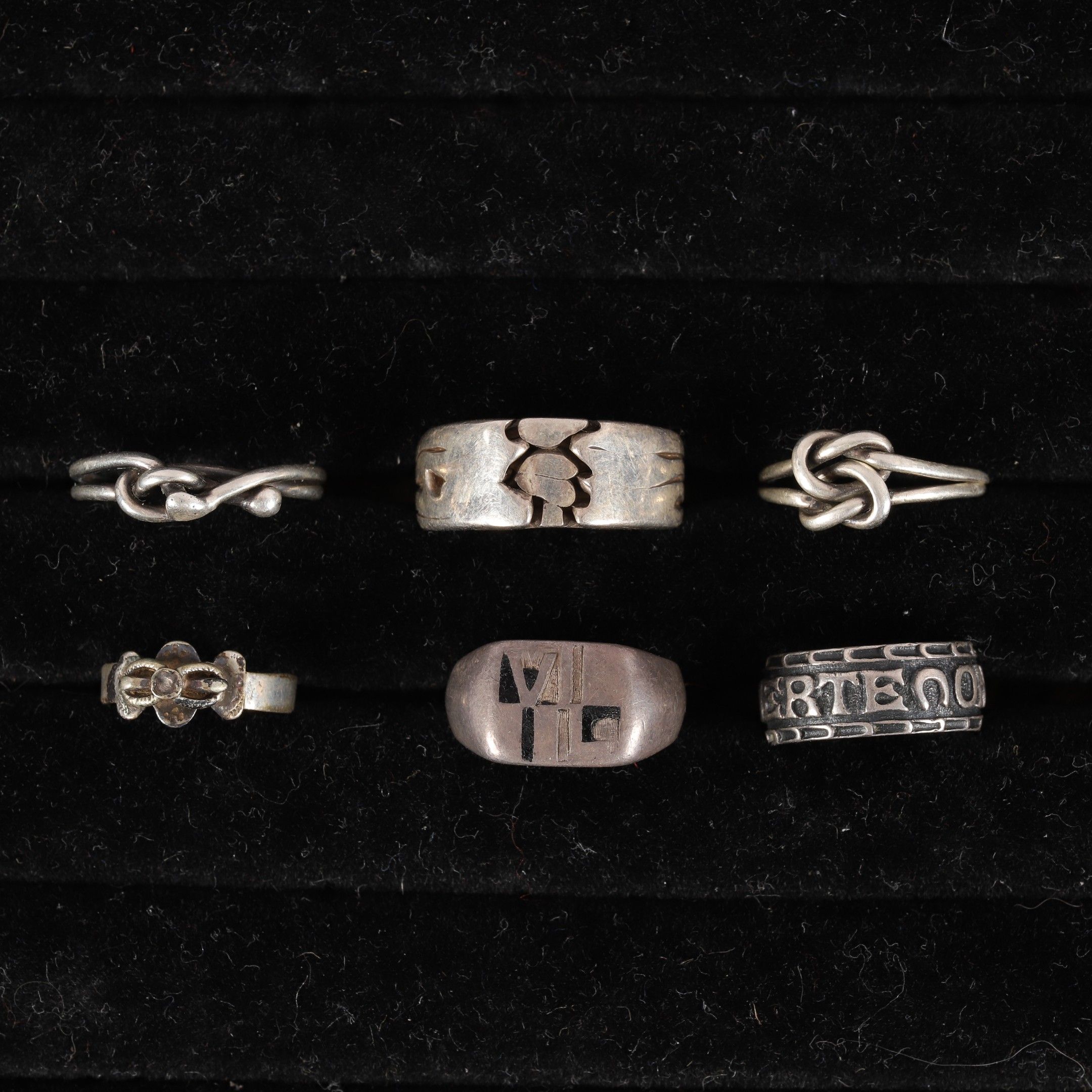 Objets d'art & Curiosités