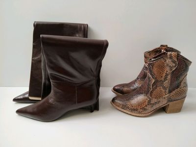 Lot composé d'une paire de bottes NAKD, P.