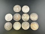 un ensemble de six pièces de monnaie britanniques différentes posées sur une table