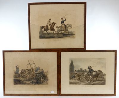 trois reproductions encadrées représentant des chevaux et des cavaliers sur une piste