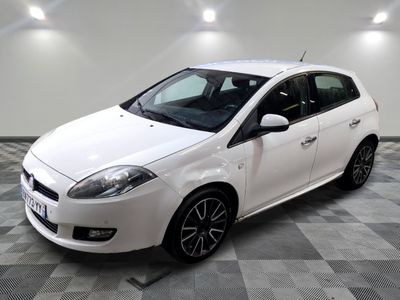 FIAT Bravo 1.6 Multijet 16V 105 DPF Sport - Voiture d'occasion fiable