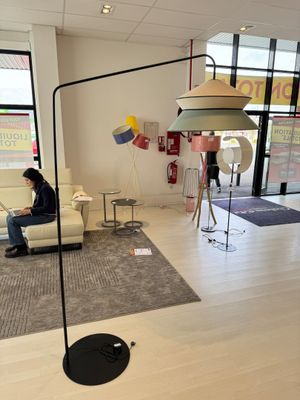 Lampe ASKO noir et vert H. 215 cm