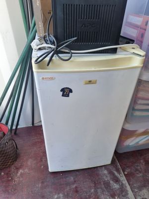 Réfrigérateur top CONTINENTAL EDISON