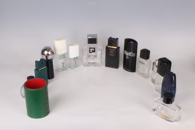 "Lot comprenant 13 flacons vaporisateurs de parfums ou eau d…