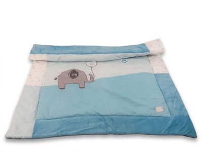 SAUTHON - Ce tapis d'éveil pour nourrisson décoré d'un éléph…