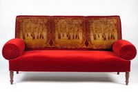 Canapé 1900, garniture de velours cramoisi et à décor sur le…