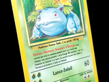 gros plan d'une carte pokemon sur fond noir