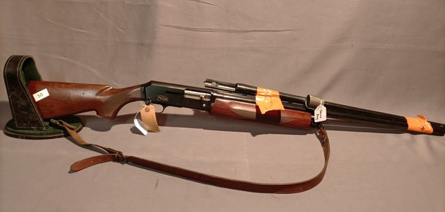 Catégorie C : Fusil BROWNING GOLD. Calibre 12. Numéro de série 11