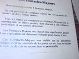 un gros plan sur une page de livre comportant une illustration