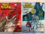 deux livres exposés sur la table