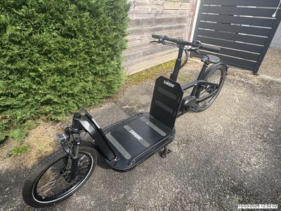 Un vélo cargo électrique CARQUON à double batterie BOSCH amovibles - Photo 1