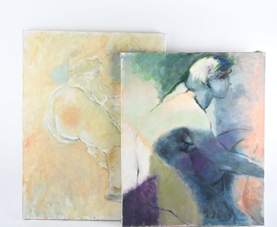 Deux tableaux représentant une femme et un cheval sont exposés sur un fond blanc.