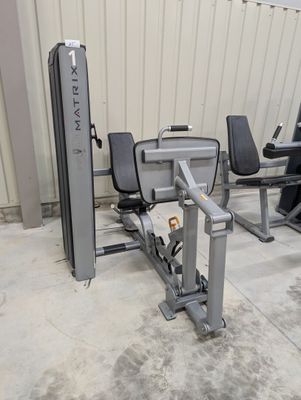 LEG PRESS MATRIX - Photo 1