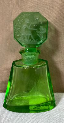 Flacon de parfum d'époque Art Déco, le bouchon en ouraline à…