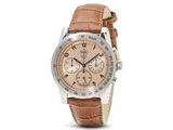 gros plan d'une montre sur fond blanc avec un bracelet marron