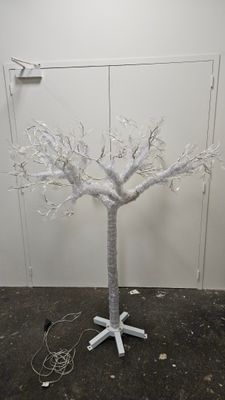 Arbre lumineux à chassis métalliqwue garnitue de pléxiglas c…