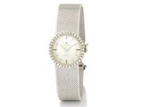 Image d'une montre-bracelet de femme sur fond blanc