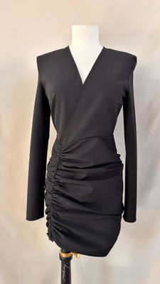 a black dress on a mannequin mannequin mannequin mannequin mannequin mannequin mannequin mannequin mannequin