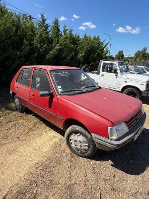 PEUGEOT 205 Kilométrage: 100 295 kms au compteur