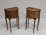 paire de tables de chevet de style français
