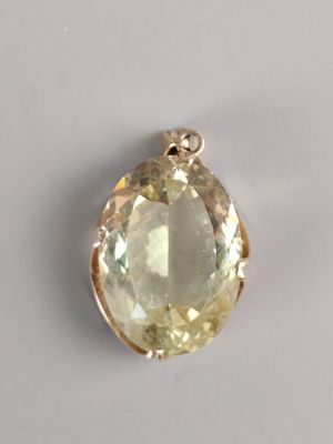 PENDENTIF en or jaune (14k) orné d'une importante citrine ta…