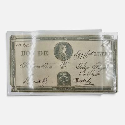 une photo d'un billet d'un dollar dans un sac en plastique