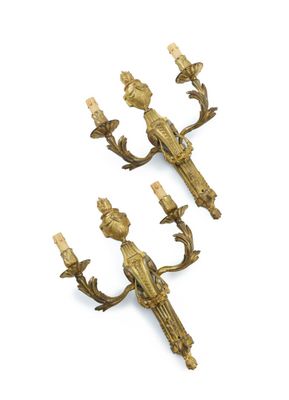 paire d'appliques murales anciennes en laiton avec oiseaux et fleurs