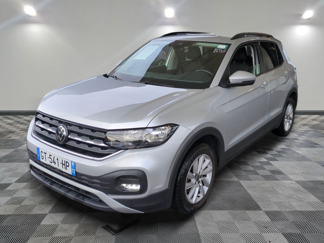 VOLKSWAGEN - T-CROSS 1.0 TSI 110 BVM6 LOUNGE - ES - Mise en …