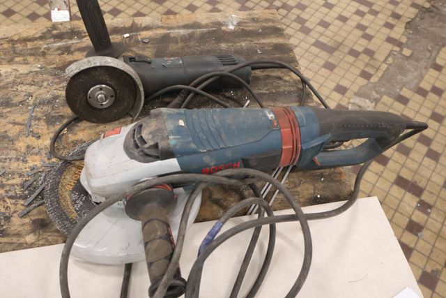 BOSCH – Meuleuse et disqueuse filaire