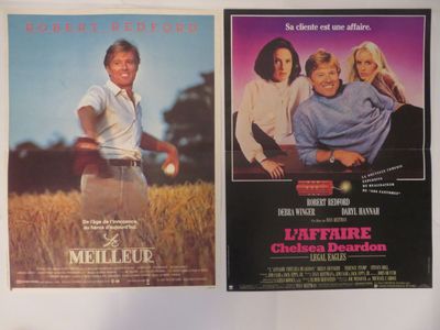 deux affiches de cinéma représentant deux hommes et une femme dans un champ