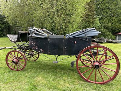 Grand CORBILLARD, transformé en landau.