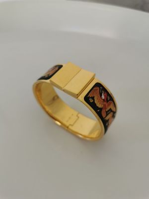 HERMÈS - bracelet en émail avec charnière et intérieur plaqu…