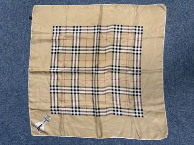 burberll check silk pocket square scarf