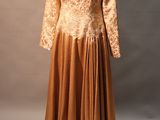 une image d'une robe sur un mannequin mannequin mannequin mannequin mannequin mannequin mannequin mannequin mann