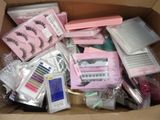 a box full of makeup and eyeliners that are in it