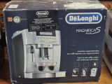 packaging for delonghi magnifica plus espresso coffee machine
