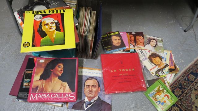 Lot de disques vinyles, 33 tours et 45 tours (opéra, Callas, Caru...