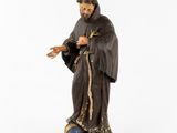 a statue of a man with a crown on his head