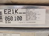 a label on the back of a box that says e 21k