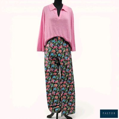an image of a woman ' s pajamas and top on a mannequin