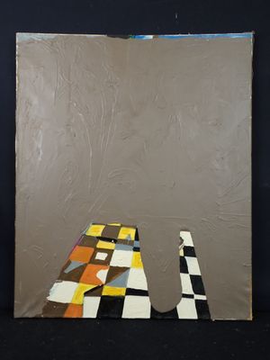 une image représentant un tableau sur une surface noire, avec un fond noir